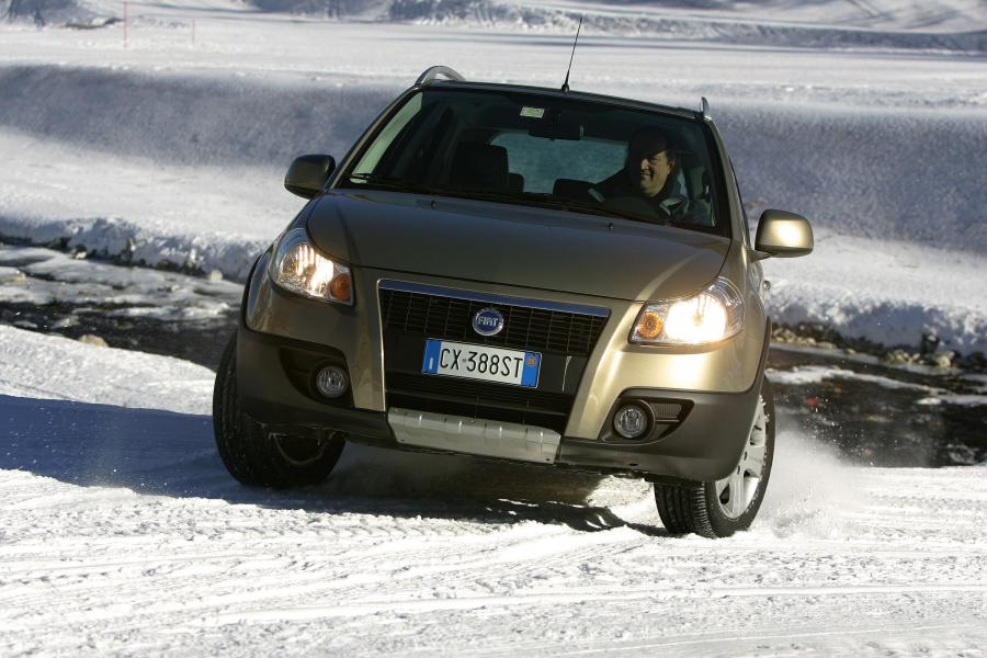  Fiat Sedici (189) 2006 года  (фото 73 из 137)